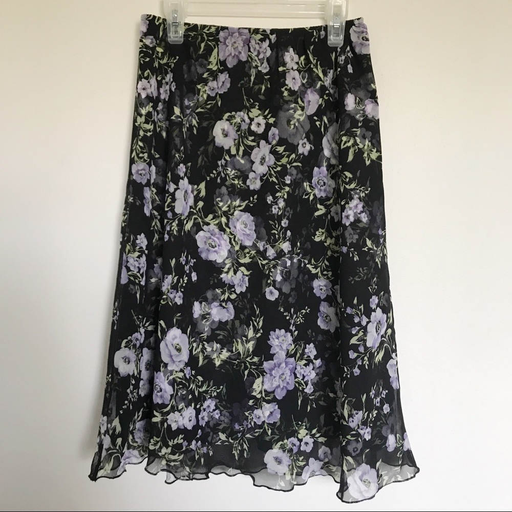 Dressbarn Vintage 90’s Purple/Black Floral Skirt Size Petite Medium Cottagecore